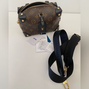 Louis Vuitton petite Malle souple